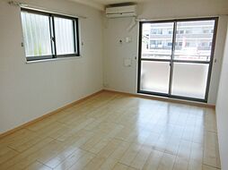 近鉄名古屋線 新正駅 徒歩1分の賃貸マンション 3階1Kのリビング/ダイニング