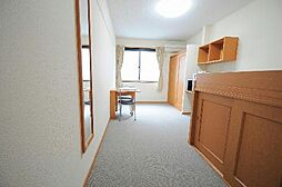 レオパレス友六 2階1Kのリビング/ダイニング