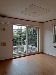 スイートベリー 105 1階2LDKのリビング/ダイニング