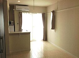 レオネクストアベンチュリン 104 1階ワンルームのリビング/ダイニング