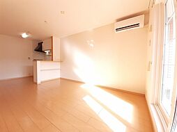 クリアネス　III 2階2LDKのリビング/ダイニング