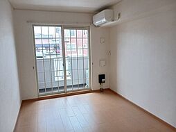 近鉄名古屋線 千代崎駅 徒歩5分の賃貸アパート 1階1LDKのリビング/ダイニング