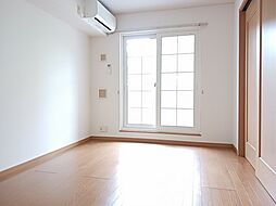 レジデンスＫI 2階2LDKのリビング/ダイニング