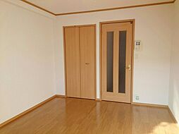 モン・ル　ウエスト 202 2階1Kのリビング/ダイニング