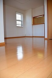 ＥＭＥＲＡＬＤ　II 201 2階1LDKのリビング/ダイニング