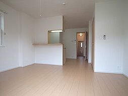 グリーンパークII 1階ワンルームのリビング/ダイニング