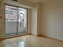 JR中央線 三鷹駅 徒歩15分の賃貸マンション 2階1Kのリビング/ダイニング