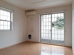 プルメリア 101 1階2DKのリビング/ダイニング