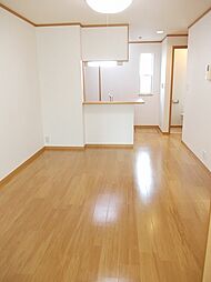 リバーストーンII 102 1階ワンルームのリビング/ダイニング