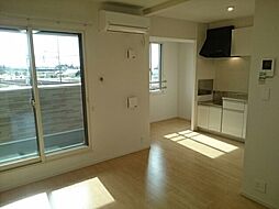 クレールＢ 202 2階1LDKのリビング/ダイニング