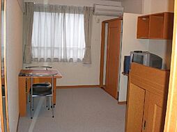 レオパレスヴェッセル 102 1階1Kのリビング/ダイニング