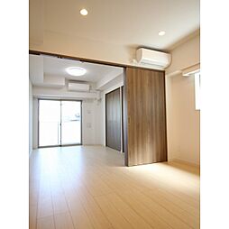 プレール・ドゥーク東向島 301 3階1LDKのリビング/ダイニング