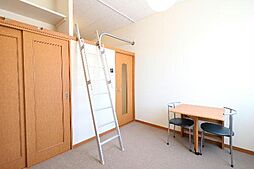 レオパレスカーサ 204 2階1Kのリビング/ダイニング