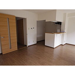 アルバクオーレA・B A305 3階1LDKのリビング/ダイニング