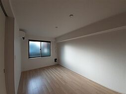 近鉄京都線 伊勢田駅 徒歩26分の賃貸アパート 1階1LDKのリビング/ダイニング