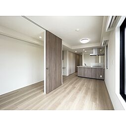 コンフォリア北沢 110 1階1LDKのリビング/ダイニング