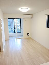 ルーチェ・ソラーレII 101 1階1LDKのリビング/ダイニング