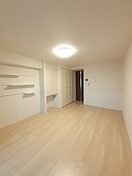 エレガントカーサIII 106 1階1Kのリビング/ダイニング