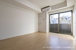 プラム・アズール 104 1階1Kのリビング/ダイニング