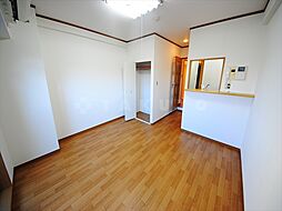 ノルデンハイム新大阪II 10階ワンルームのリビング/ダイニング