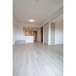 リビオメゾン横濱大通り公園 0303 3階2SLDKのリビング/ダイニング