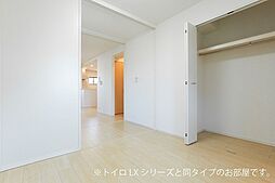 JR福知山線 北伊丹駅 徒歩9分の賃貸アパート 2階1LDKのリビング/ダイニング