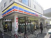 【コンビニエンスストア】ミニストップ川間駅前店まで340ｍ