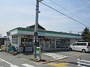 【コンビニエンスストア】ファミリーマート幸田芦谷店まで700ｍ