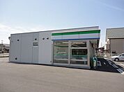 【コンビニエンスストア】ファミリーマート市原五井白金まで800ｍ