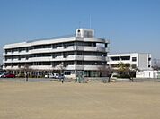 【小学校】深谷西小学校まで900ｍ