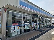 【コンビニエンスストア】ローソン上中居南店まで500ｍ