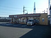 【コンビニエンスストア】セブンイレブン 上鳥羽南鉾立町まで550ｍ