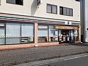 【コンビニエンスストア】セブンイレブン大津港駅前店まで600ｍ