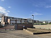 【小学校】都和小学校まで1300ｍ