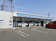 【コンビニエンスストア】ローソン揖斐池田店まで1000ｍ