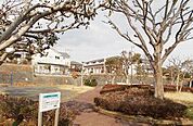 【公園】長坂第二公園まで50ｍ