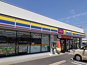 【コンビニエンスストア】ミニストップ鈴鹿西条店まで589ｍ