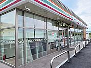【コンビニエンスストア】セブンイレブン宮本町店まで650ｍ