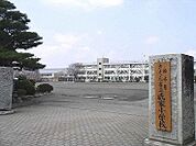 【小学校】氏家小学校まで810ｍ