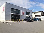 ユニクロ　石橋店まで500ｍ