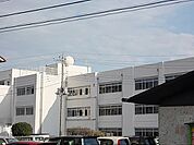 【小学校】山前小学校まで800ｍ