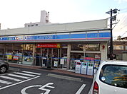 【コンビニエンスストア】ローソン 東区泉三丁目店まで404ｍ