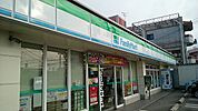 【コンビニエンスストア】ファミリーマート我如古二丁目店まで700ｍ