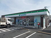【コンビニエンスストア】ファミリーマート　東前店まで850ｍ
