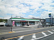 【コンビニエンスストア】ファミリーマート和泉芦部町店まで545ｍ