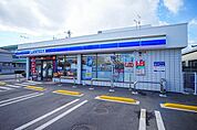 【コンビニエンスストア】ローソン境美原店まで850ｍ
