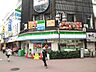 周辺：【コンビニエンスストア】ファミリーマート赤羽一丁目店まで176ｍ