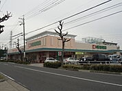 【スーパー】平和堂　中小田井店まで65ｍ