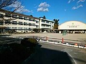 【小学校】三蔵子小学校まで450ｍ