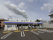 【コンビニエンスストア】ローソン 岡崎昭和町店まで200ｍ
